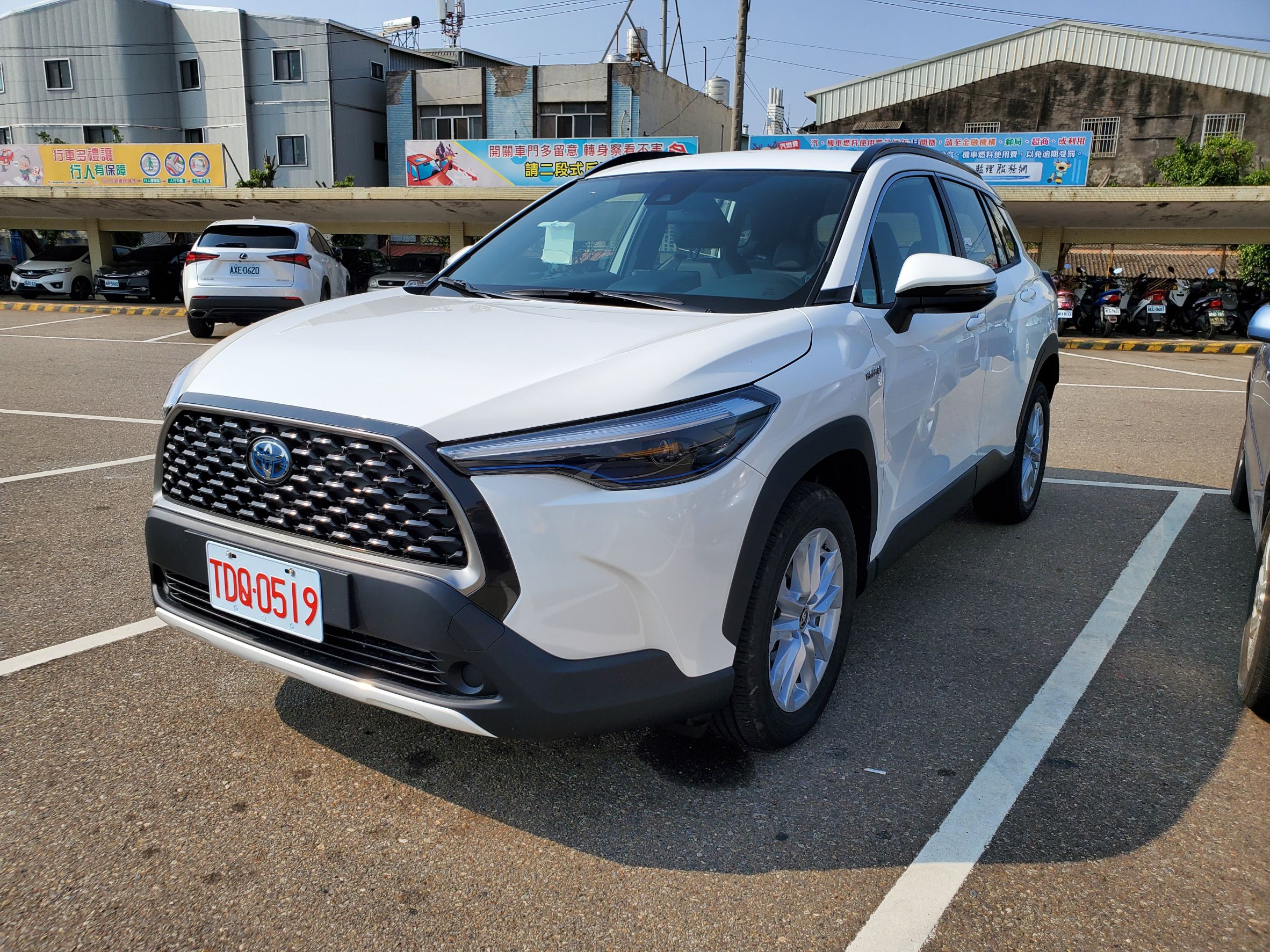 Corolla Cross 油電（小改款 / 尊爵） 2