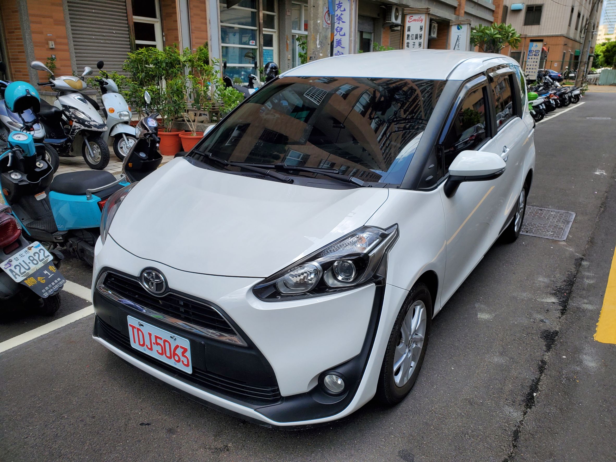 Toyota Sienta